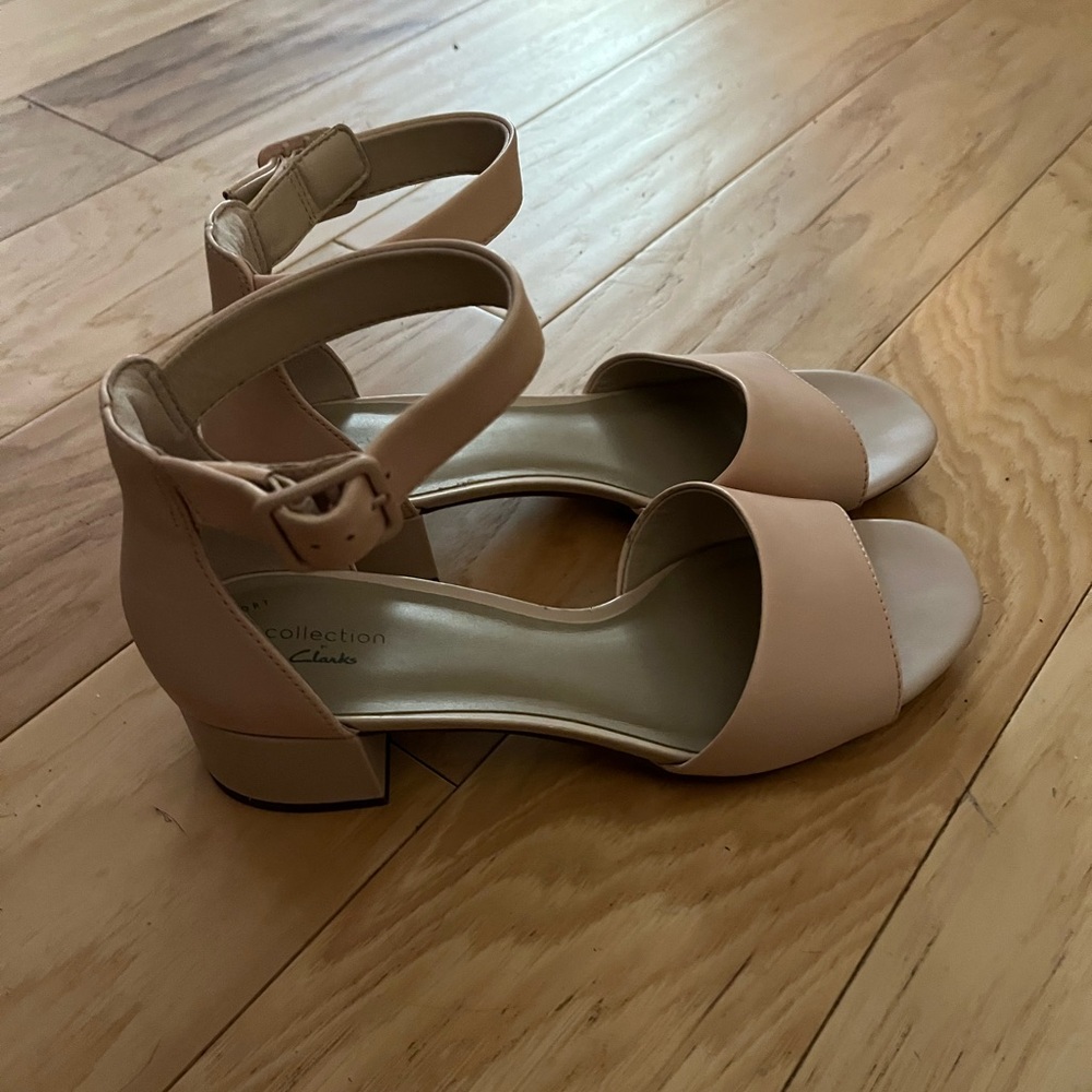 Clarks Collection Elisa Dedra dress sandals in "Blush" Sz 10 EUC - Picture 5 of 7